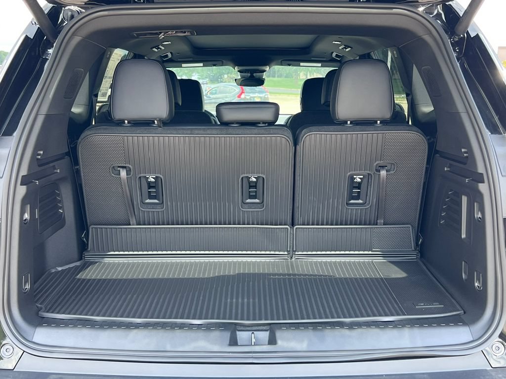 New 2026 GMC Acadia Elevation w/ Black Edition AWD/4WD image 38