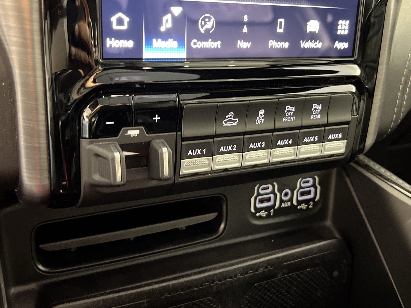 Used 2022 RAM 1500 TRX w/ TRX Level 2 Equipment Group AWD/4WD image 34