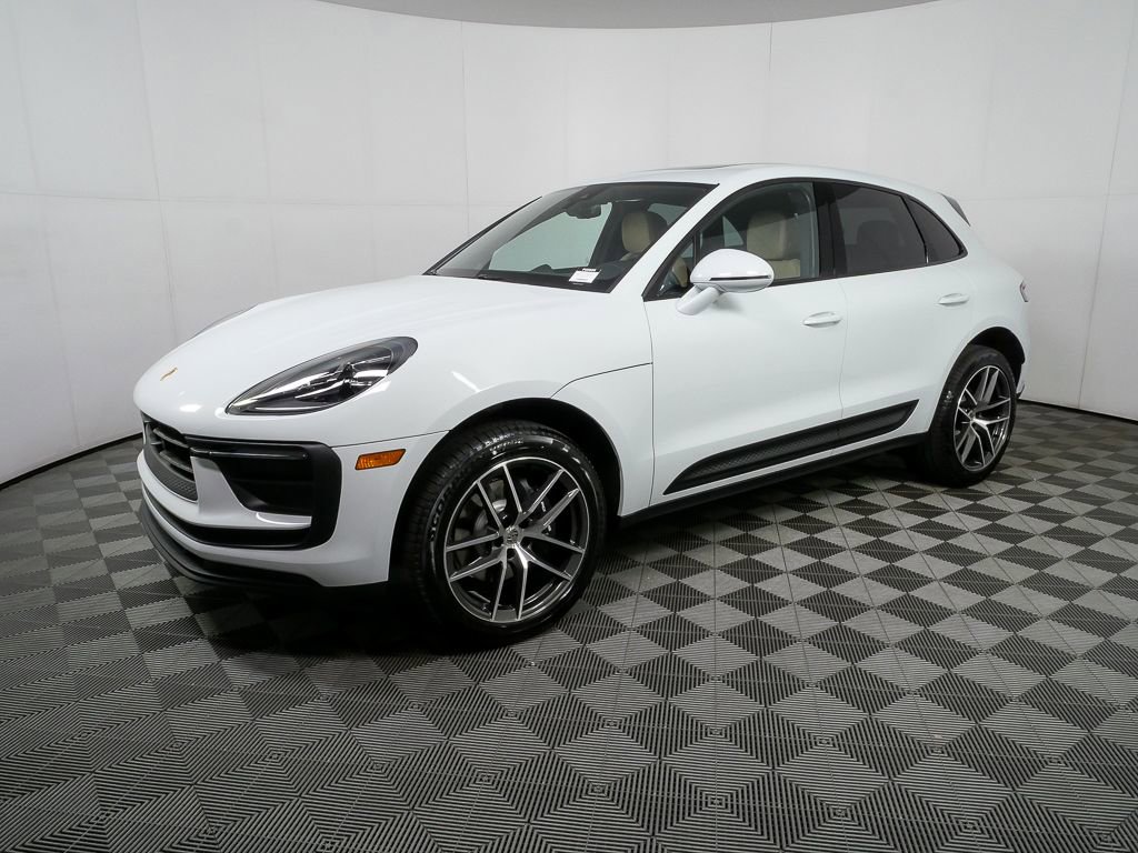 New 2026 Porsche Macan AWD/4WD image 2