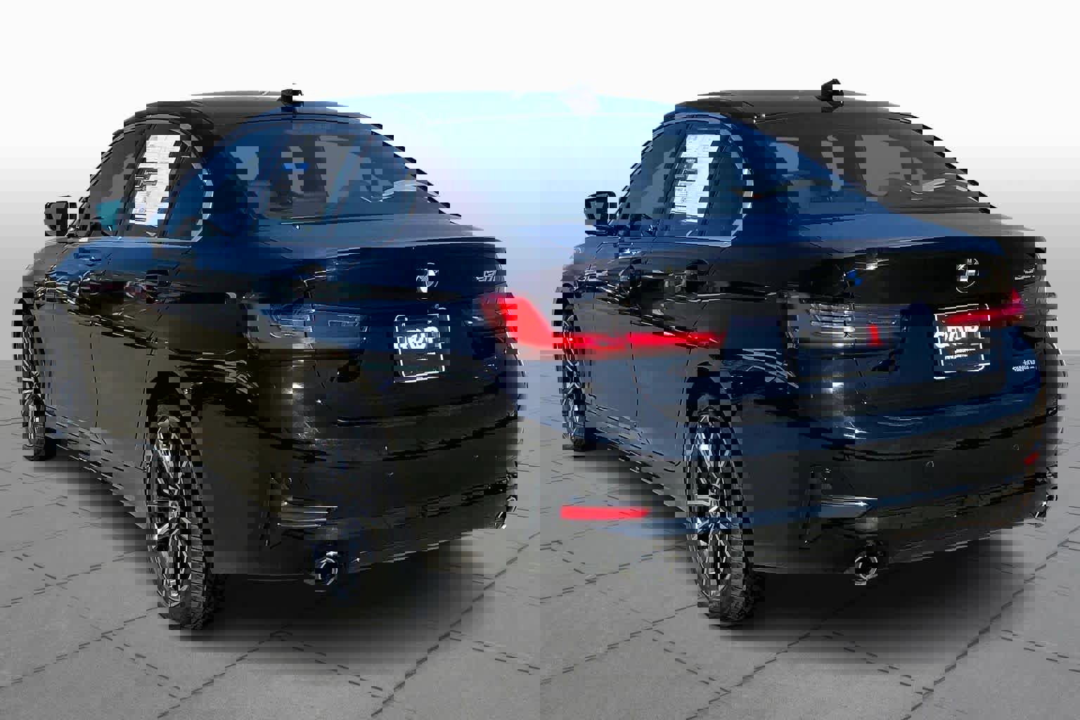 Used 2020 BMW 330i Sedan image 11