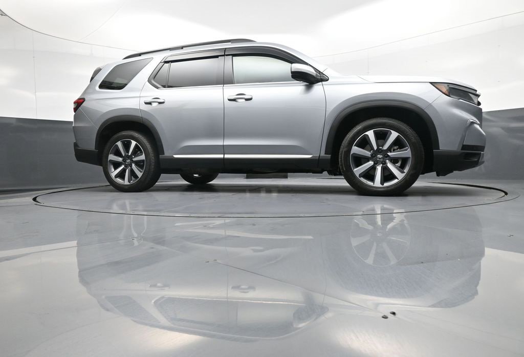 Used 2023 Honda Pilot Touring image 31