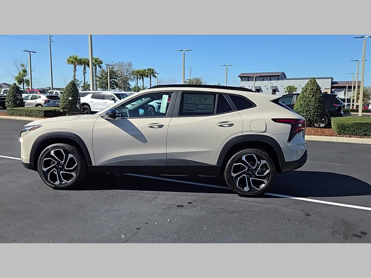 New 2026 Chevrolet Trax RS w/ Sunroof Package image 16