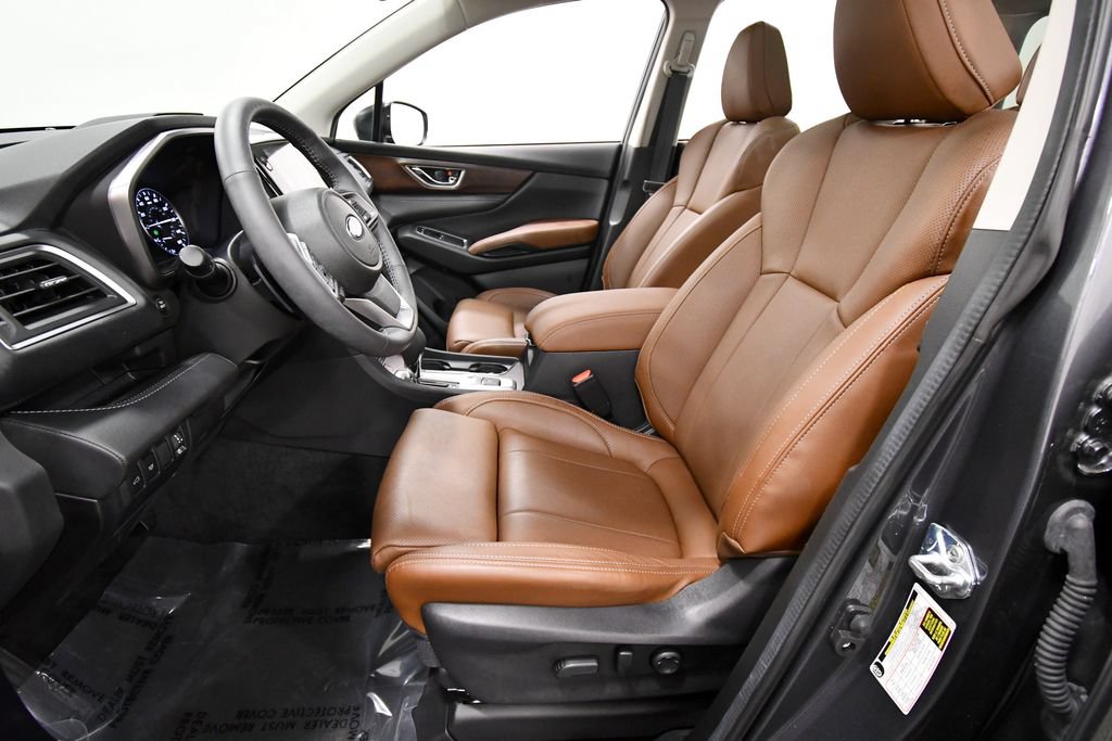 Used 2025 Subaru Ascent Touring AWD/4WD image 12