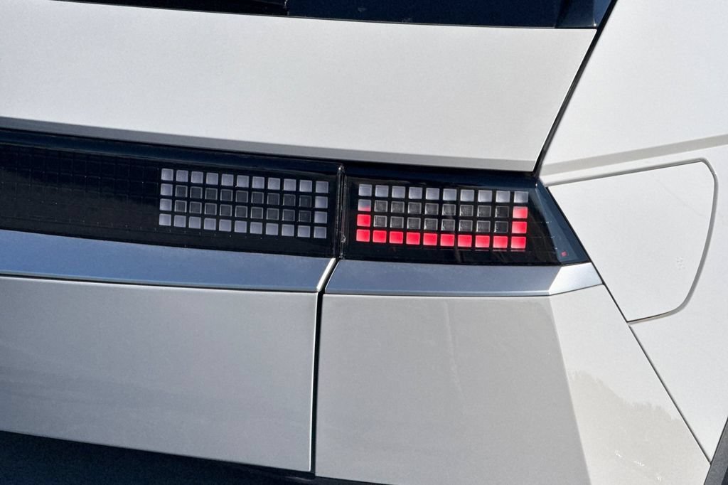 New 2026 Hyundai Ioniq 5 SE RWD image 33