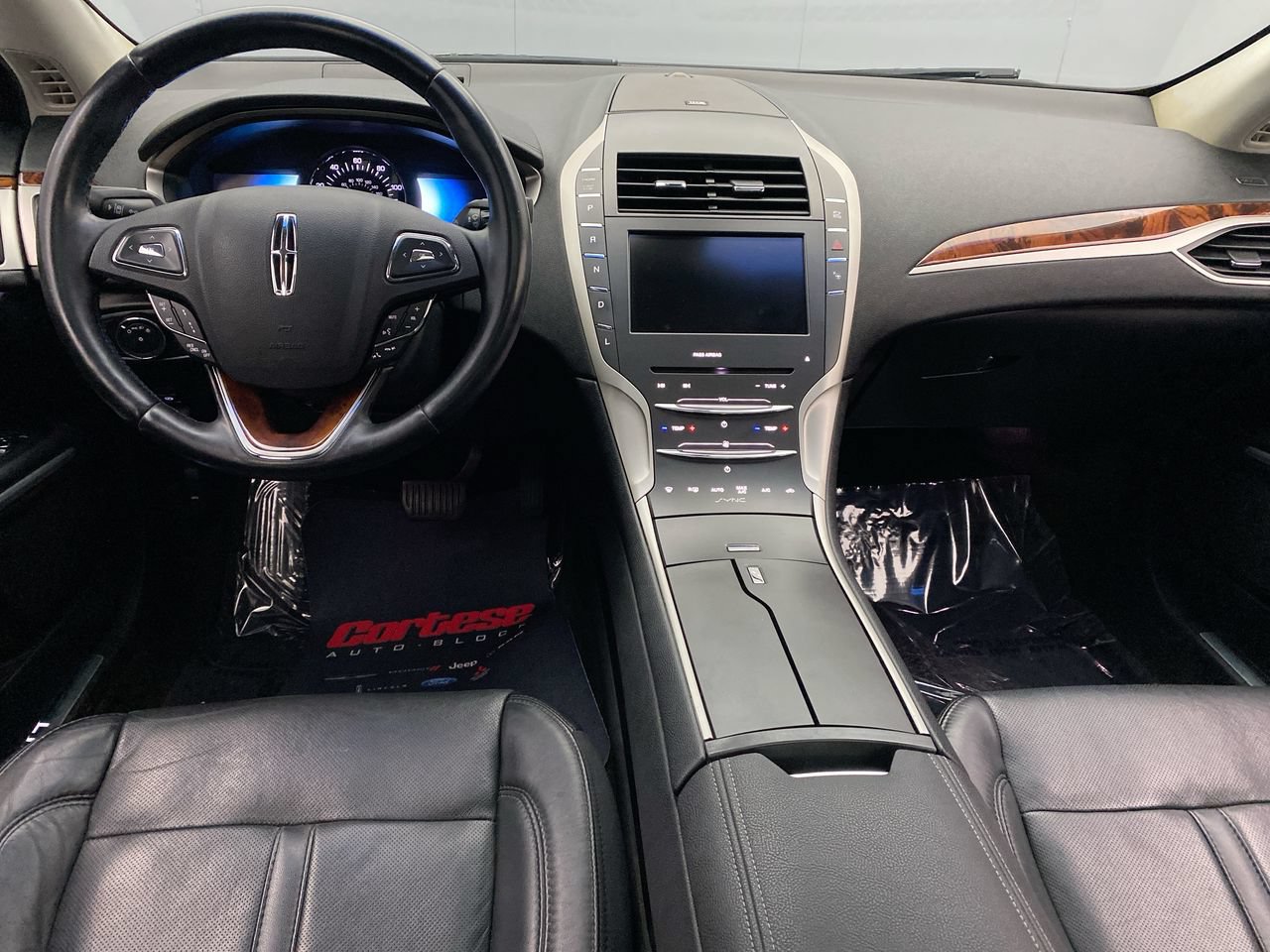 Used 2016 Lincoln MKZ Hybrid w/ Equipment Group 600A Reserve FWD image 15