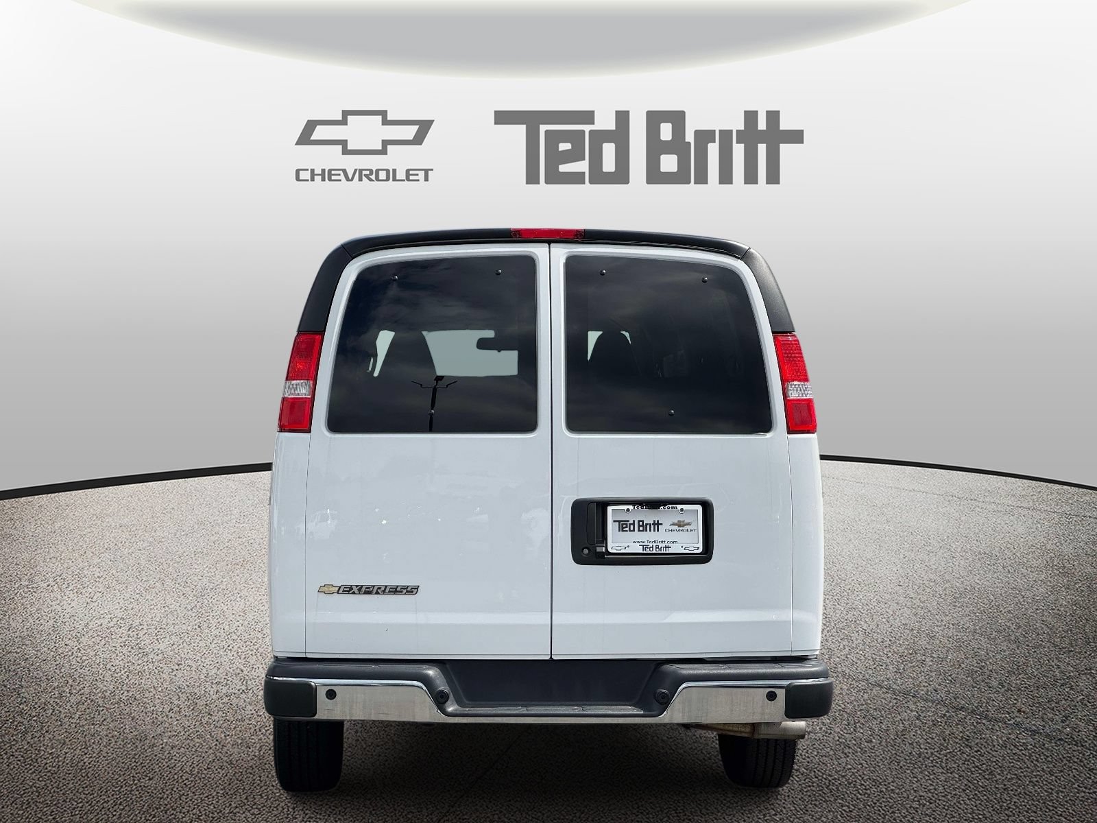 Certified 2025 Chevrolet Express 3500 LT w/ LT Preferred Equipment Group RWD image 5