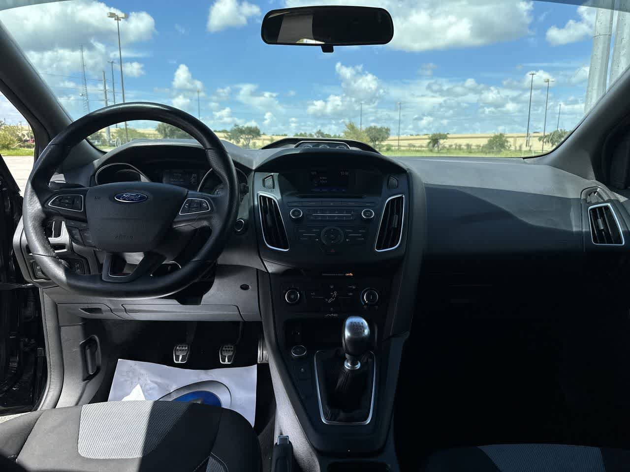 Used 2015 Ford Focus ST FWD image 29