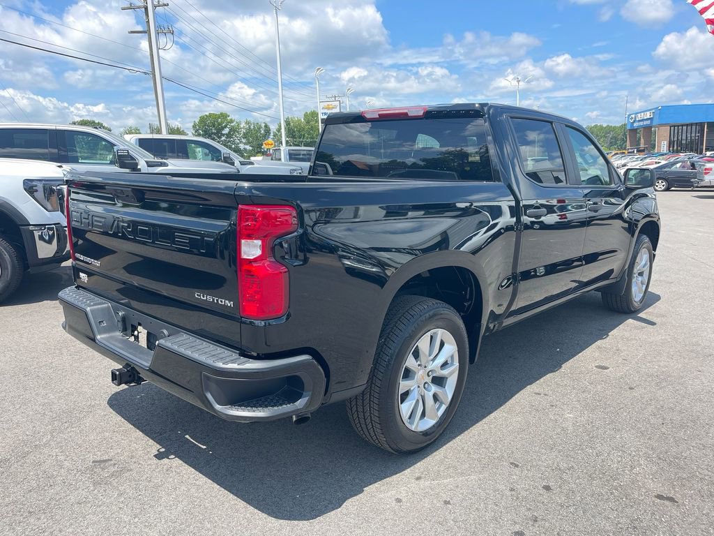 Used 2024 Chevrolet Silverado 1500 Custom image 5