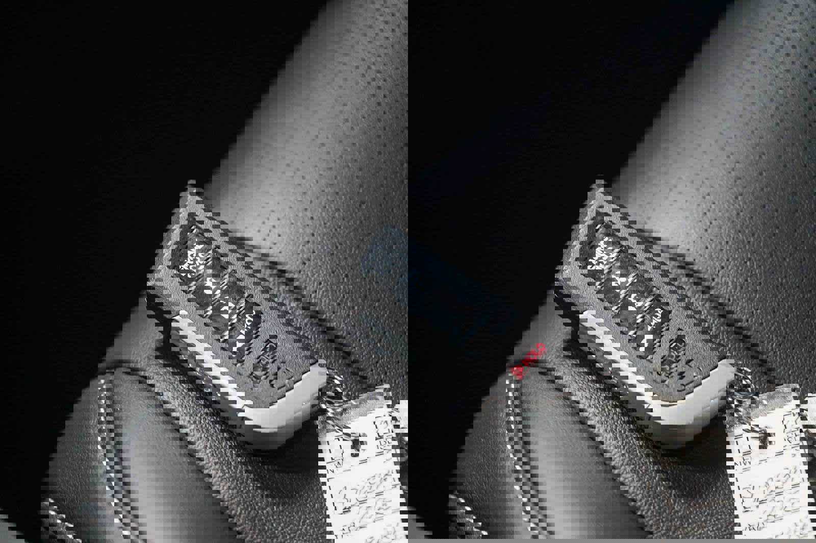 Used 2025 Acura MDX SH-AWD w/ Technology Package image 30