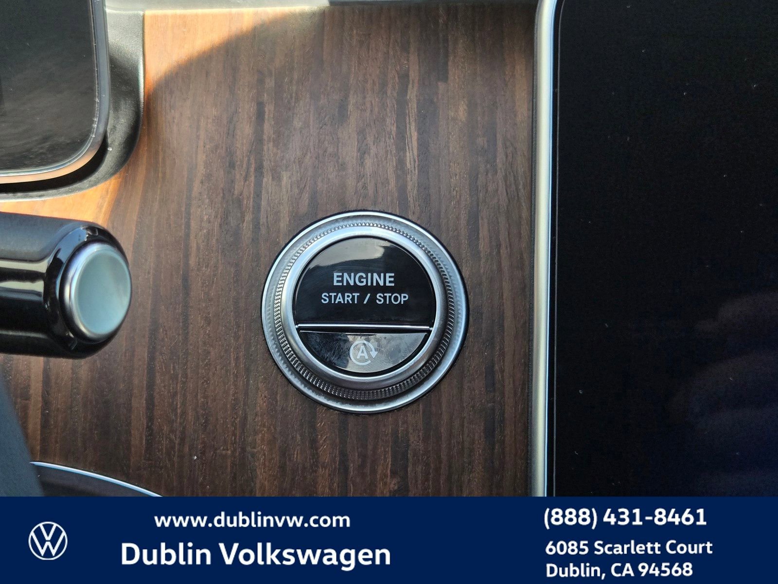 Used 2022 Mercedes-Benz C 300 Sedan image 21