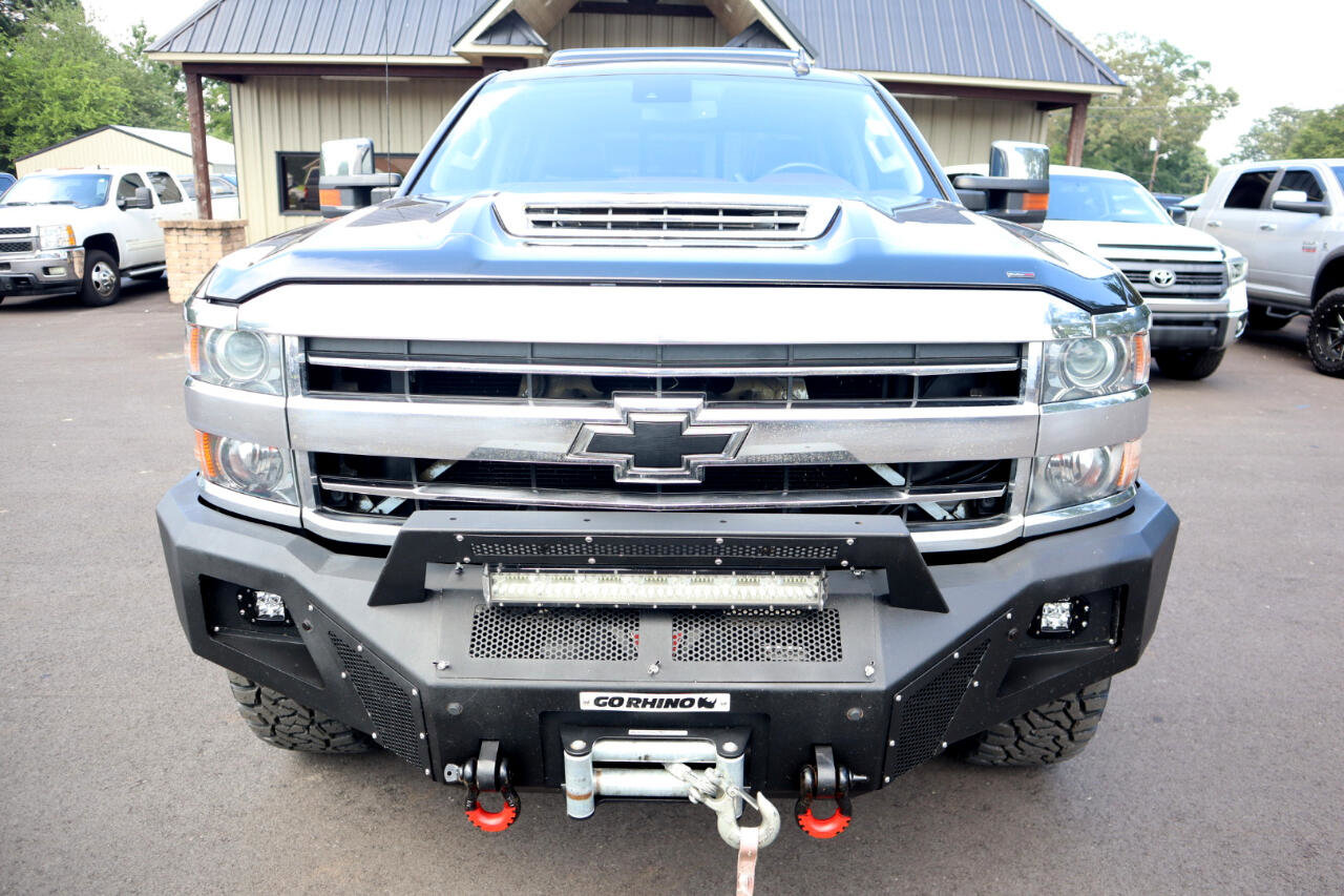 Used 2019 Chevrolet Silverado 2500 High Country w/ Duramax Plus Package image 2