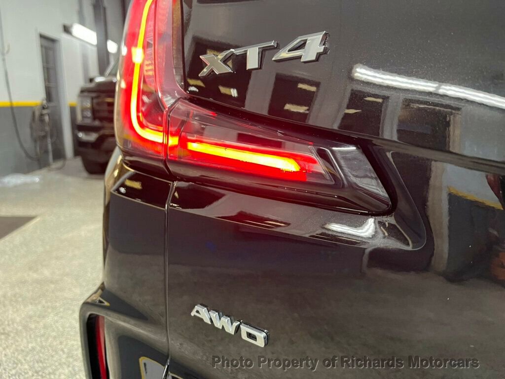 Used 2024 Cadillac XT4 Sport image 8