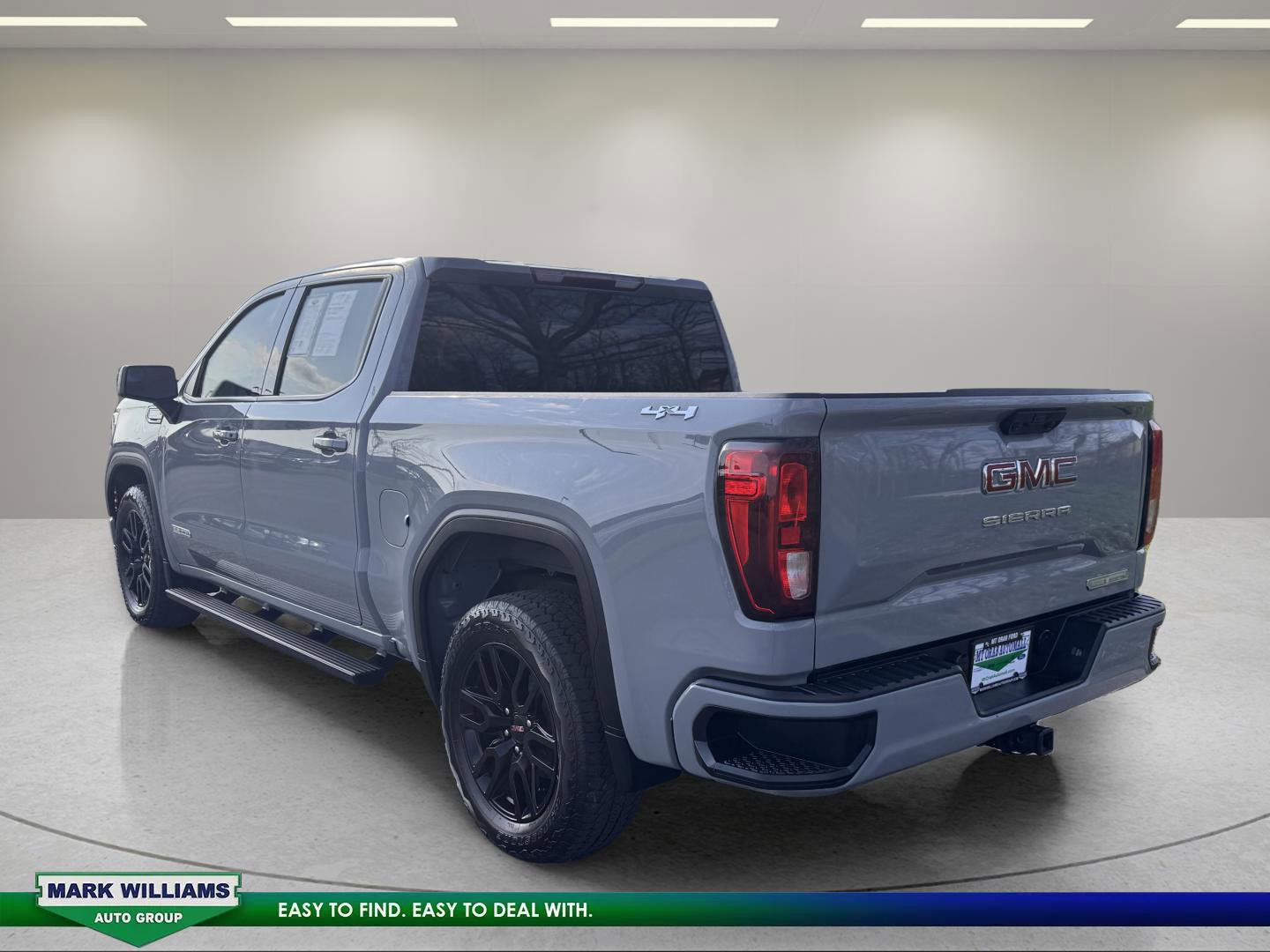 Used 2024 GMC Sierra 1500 Elevation AWD/4WD image 5