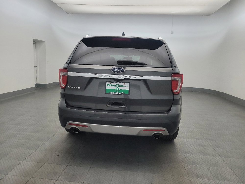 Used 2017 Ford Explorer Limited image 7