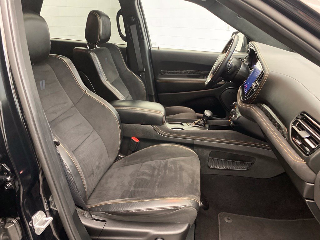 Used 2023 Dodge Durango R/T w/ Hemi Orange Plus Package AWD/4WD image 27