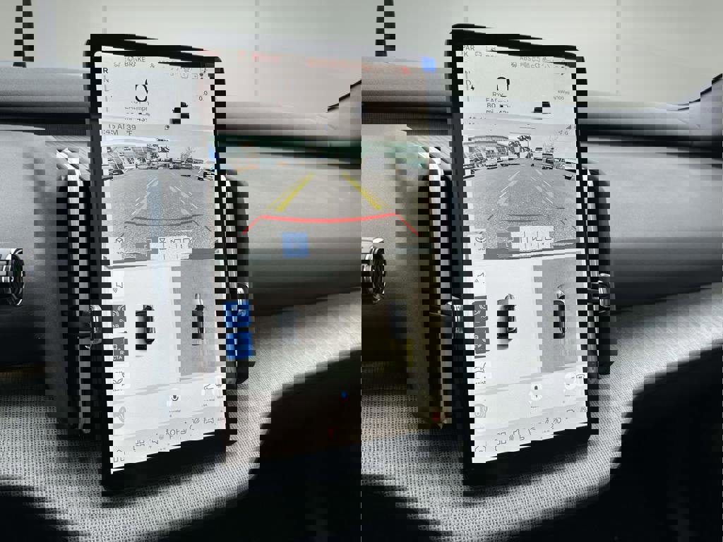 New 2026 Volvo EX30 Cross Country Ultra w/ Protection Package Premier image 20