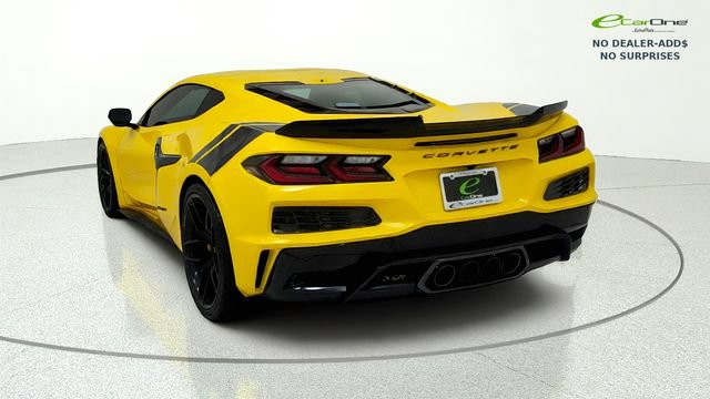 Used 2026 Chevrolet Corvette Z06 RWD image 6
