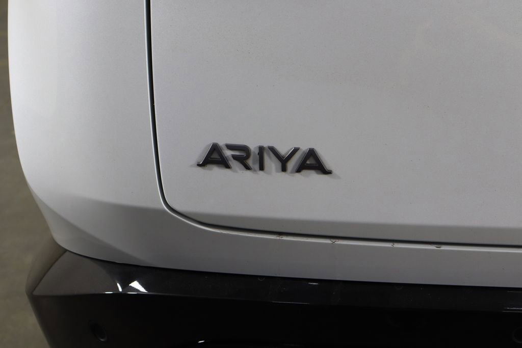 Used 2023 Nissan Ariya FWD image 42