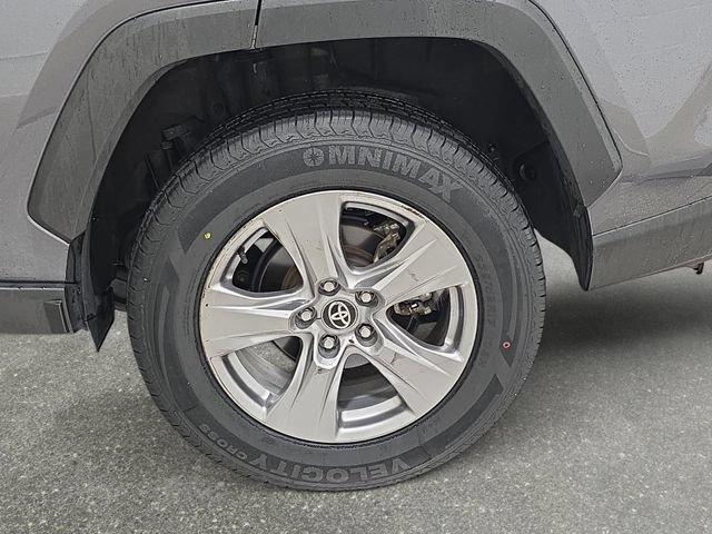 Certified 2025 Toyota RAV4 XLE FWD image 29