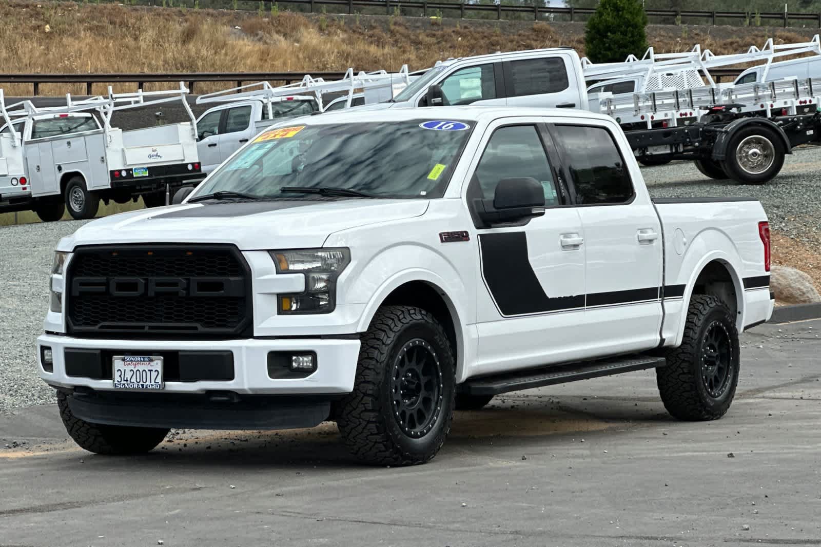 Used 2016 Ford F150 XLT w/ Equipment Group 302A Luxury AWD/4WD image 8