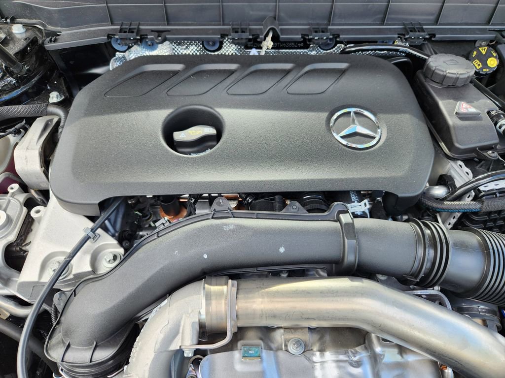 Used 2026 Mercedes-Benz GLB 250 4MATIC image 31