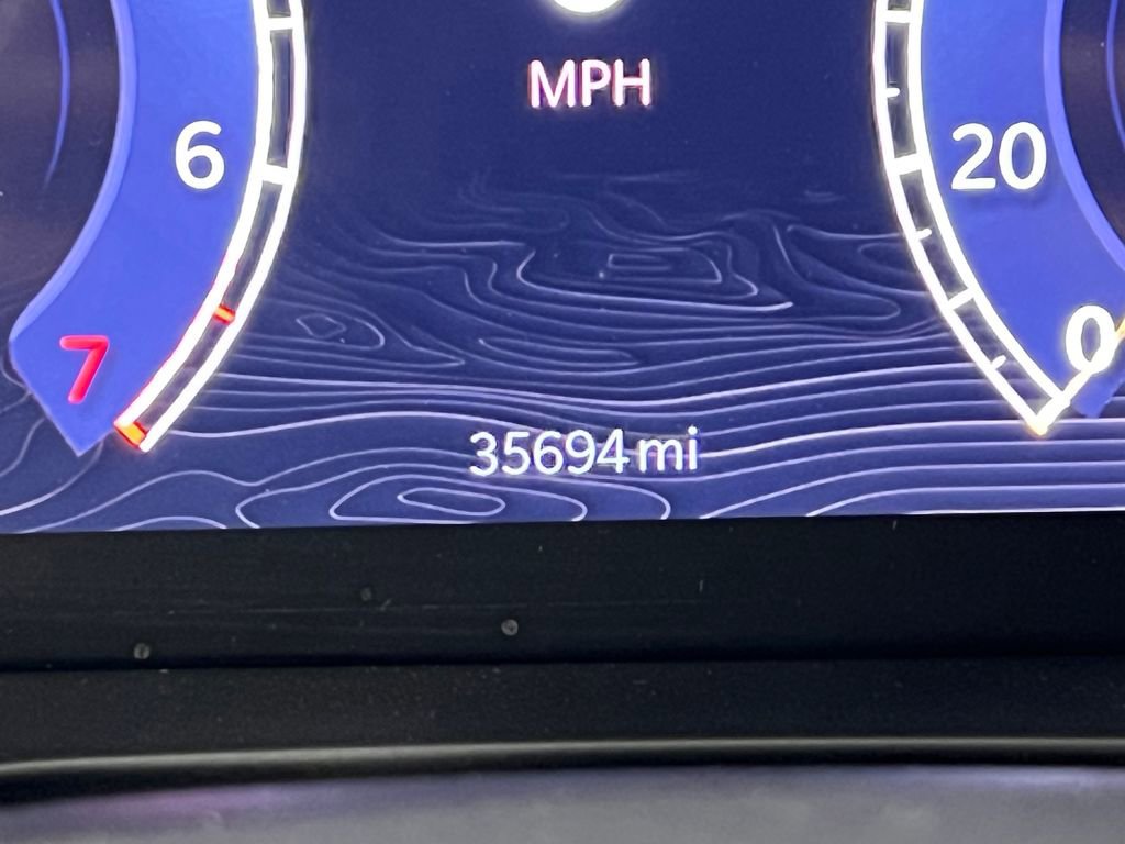 Used 2023 Jeep Grand Cherokee L Laredo image 41