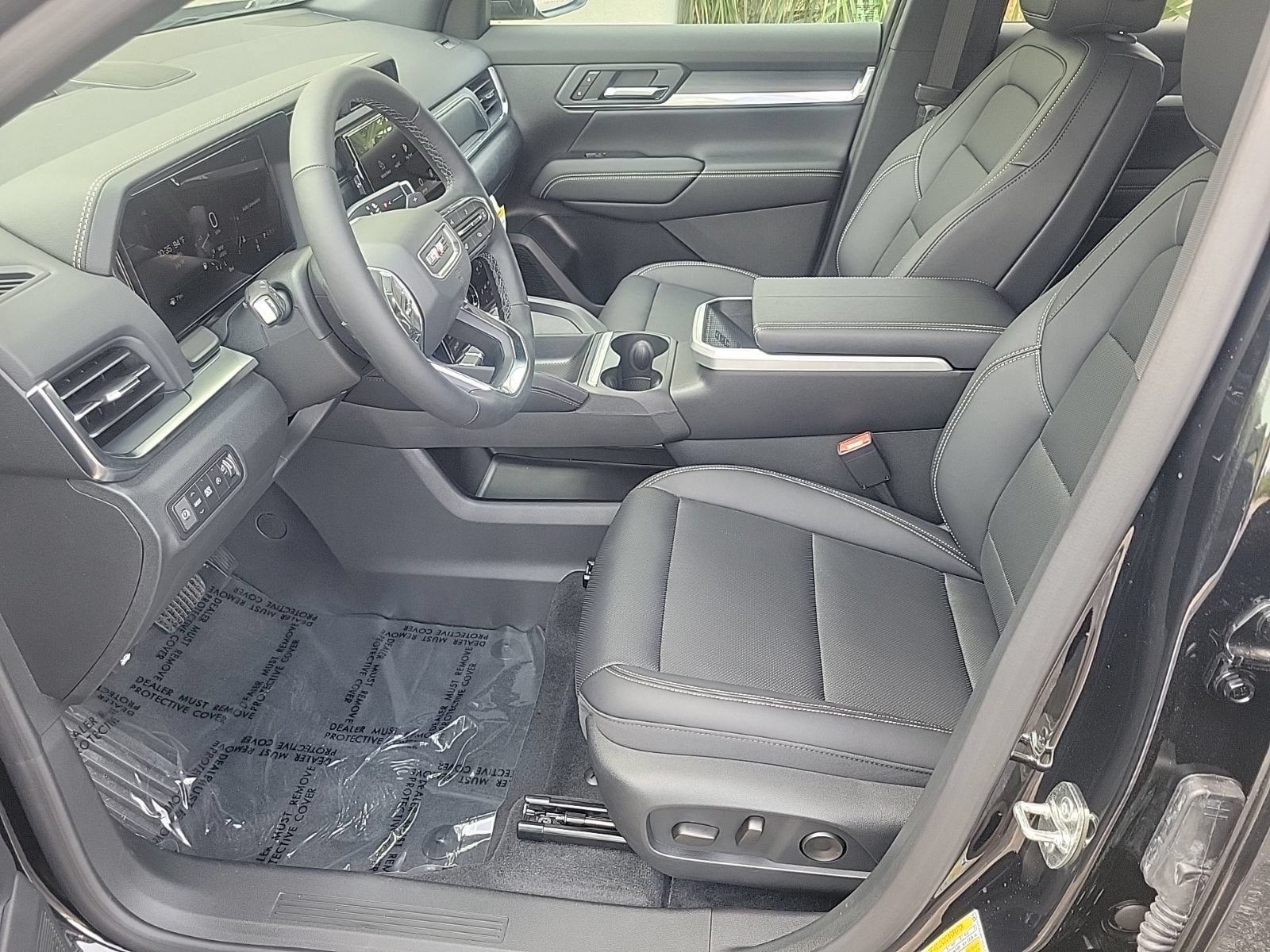 New 2027 GMC Terrain Elevation w/ Elevation Premium Package FWD image 9