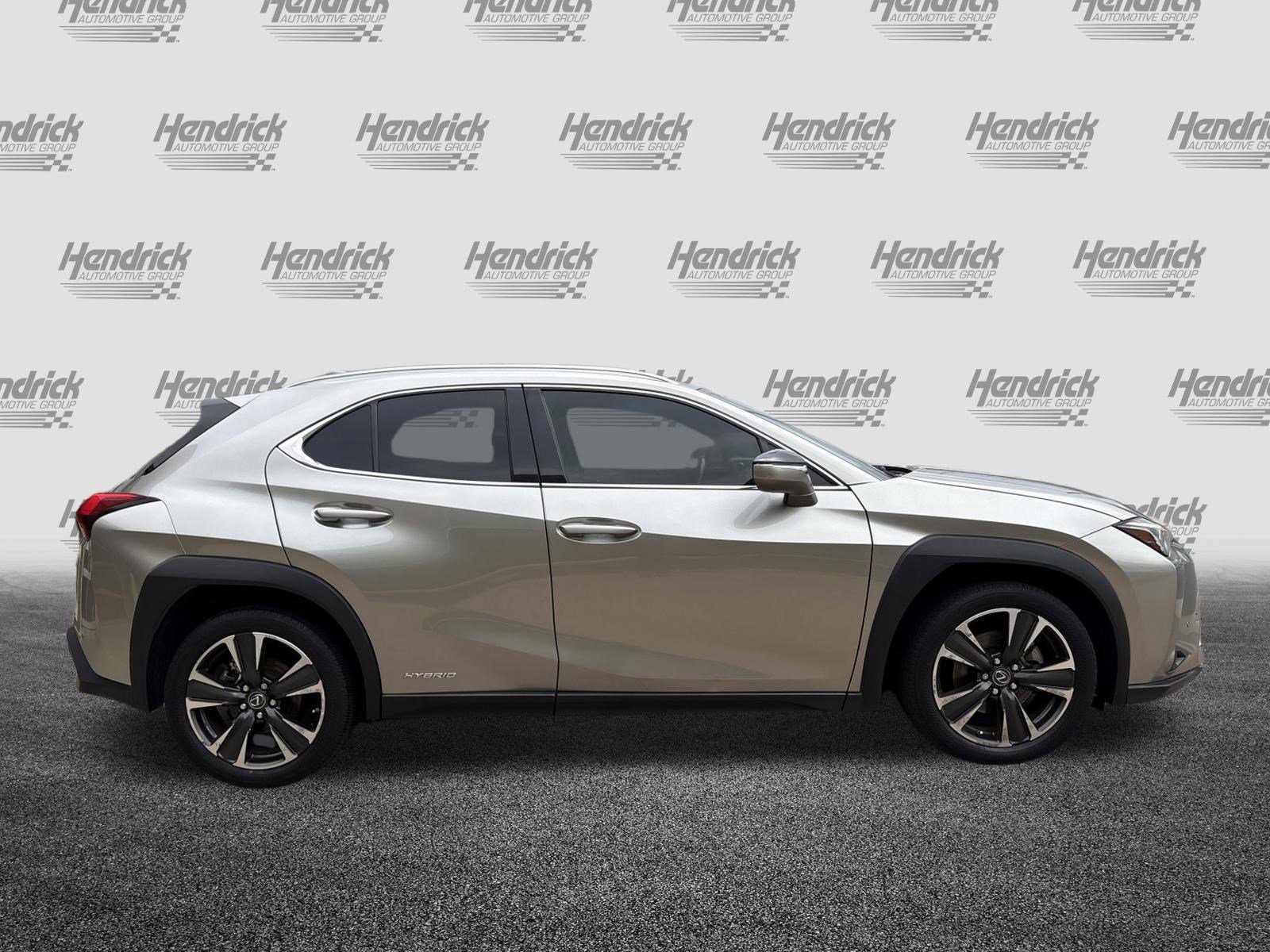 Used 2020 Lexus UX 250h w/ Premium Package image 11
