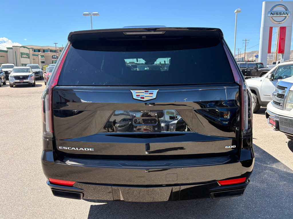 Used 2021 Cadillac Escalade ESV Sport w/ Driver Assist Tech Package AWD/4WD image 4