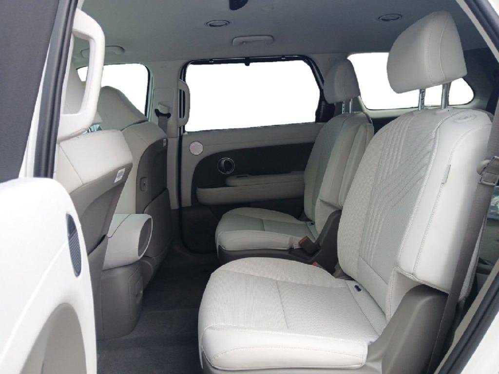 New 2026 Hyundai Palisade FWD Hybrid image 13