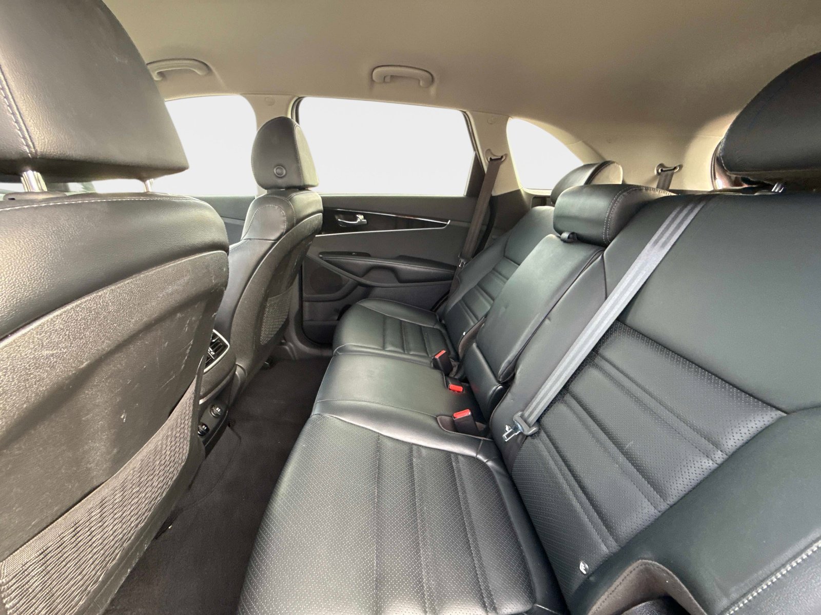 Used 2019 Kia Sorento EX image 16