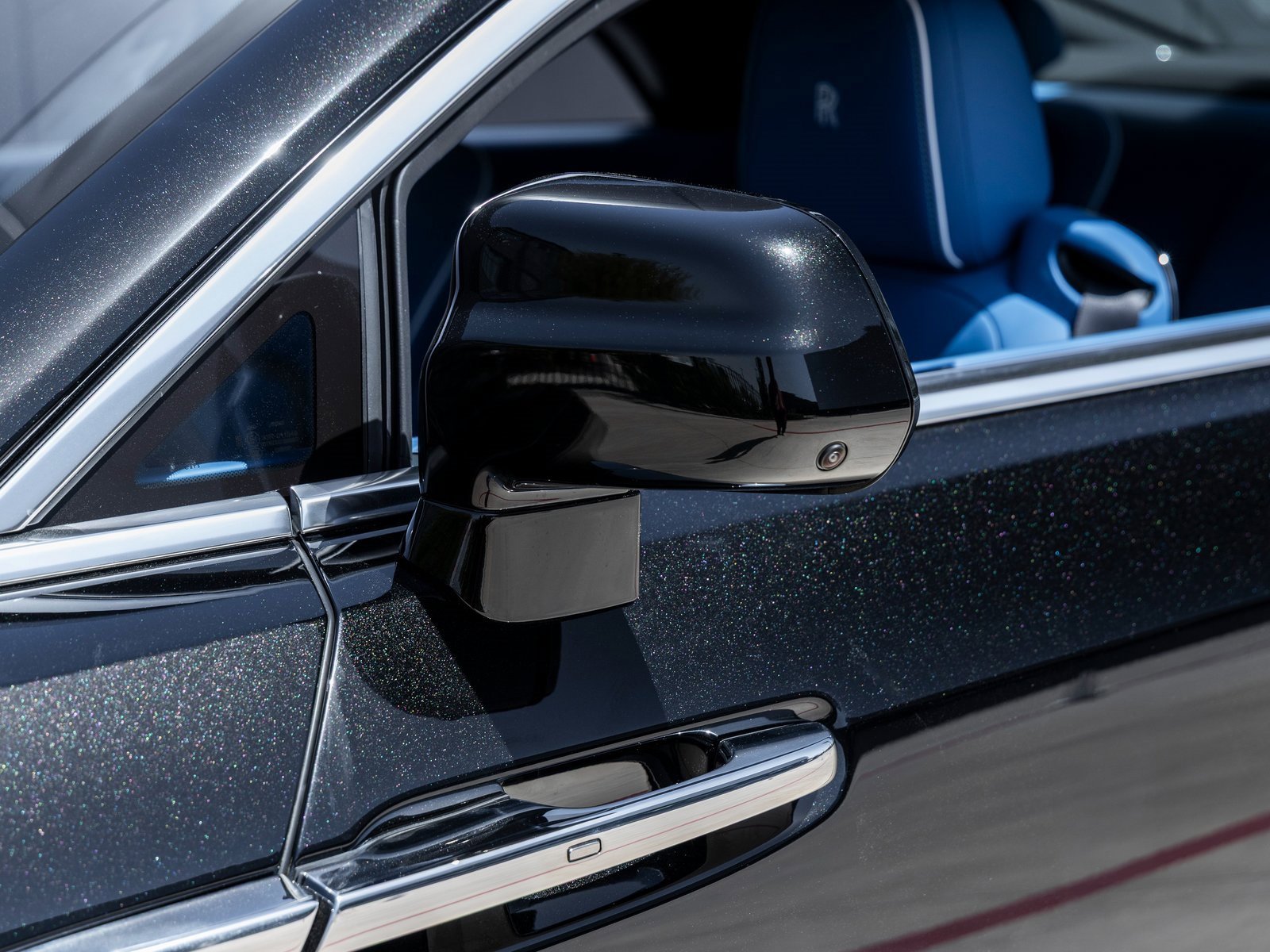 New 2025 Rolls-Royce Spectre image 17