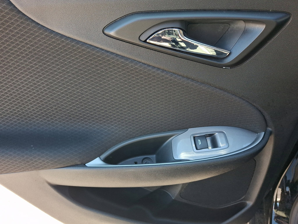 Used 2024 Chevrolet Malibu LT image 19