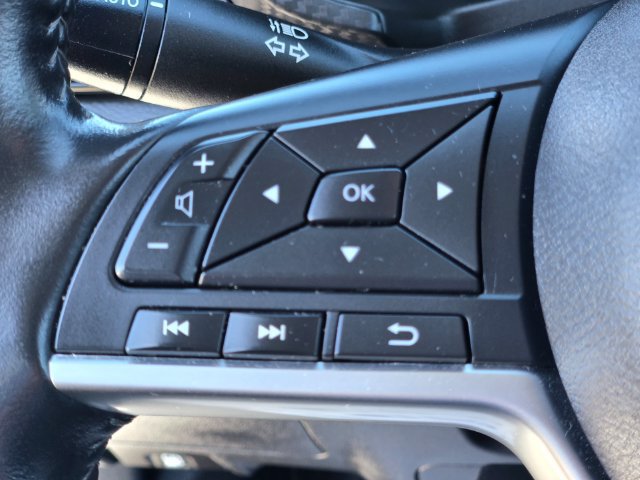 Used 2025 Nissan Sentra SV w/ All-Weather Package FWD image 26