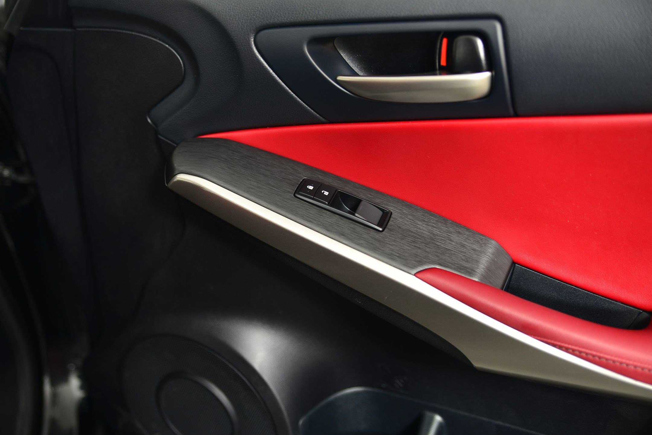 Used 2019 Lexus IS 300 AWD image 22