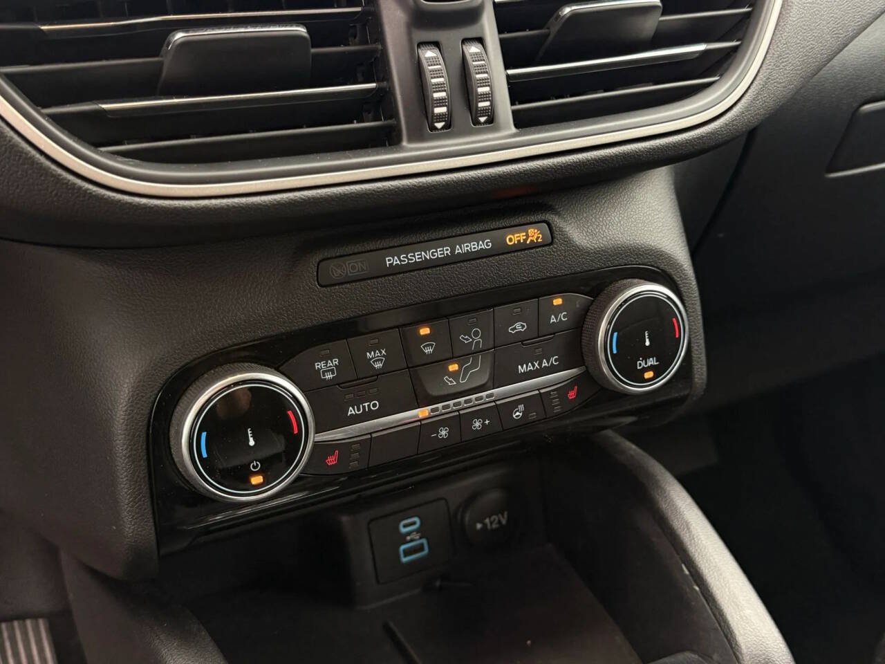 Used 2022 Ford Escape SEL AWD/4WD image 25
