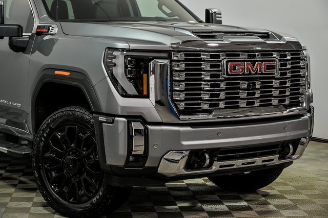 New 2026 GMC Sierra 2500 Denali w/ Denali Reserve Package image 2