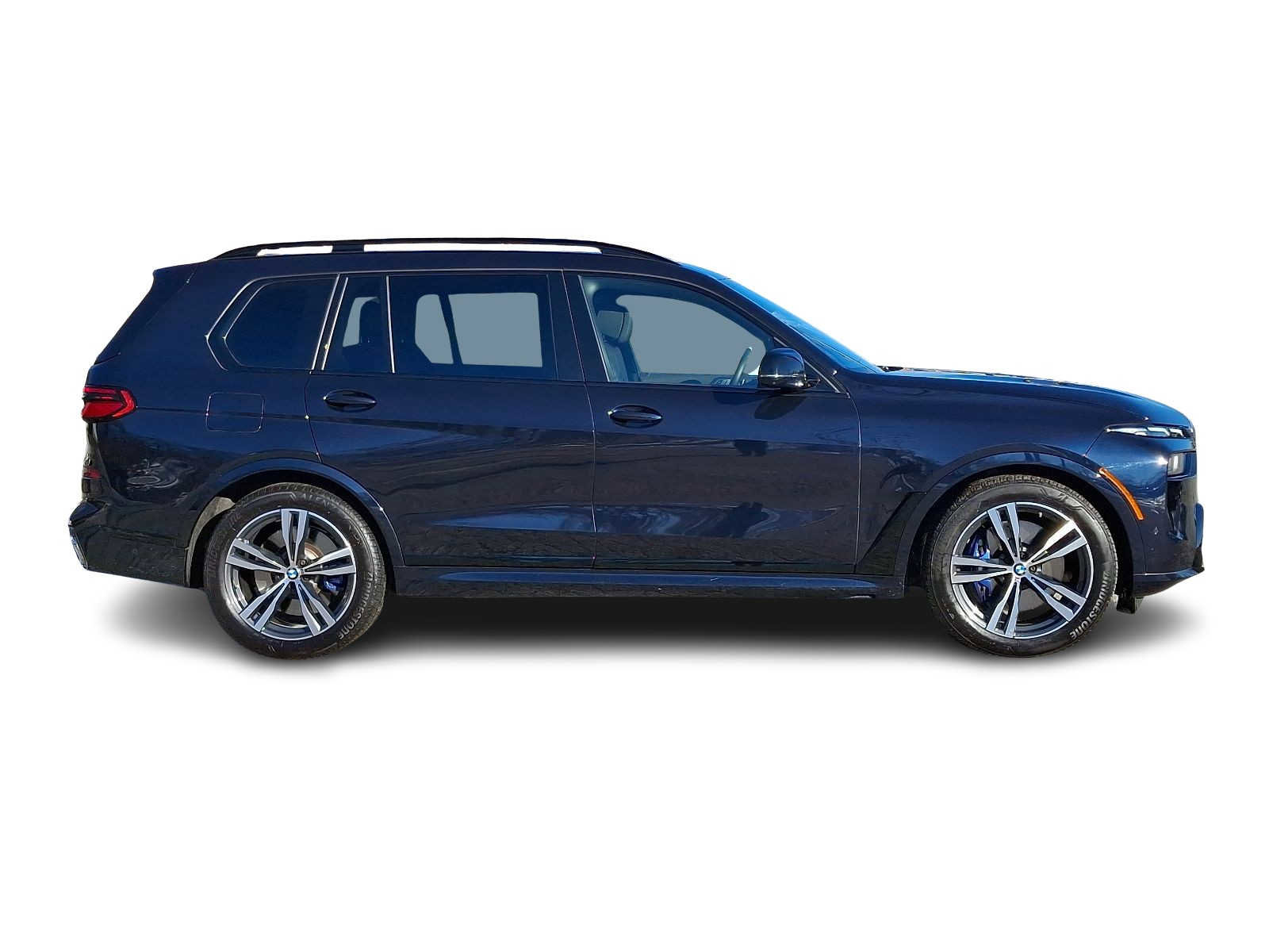 Used 2024 BMW X7 M60i w/ Climate Comfort Package image 7