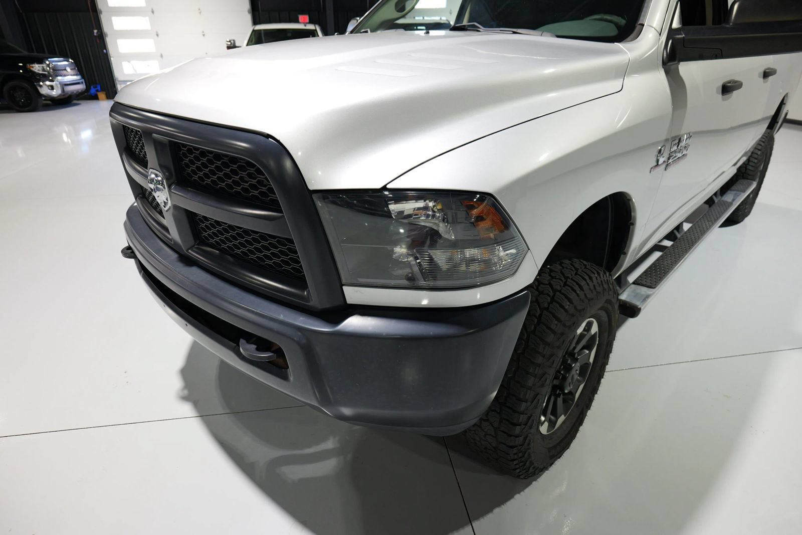 Used 2017 RAM 2500 Tradesman w/ Popular Equipment Group AWD/4WD image 8