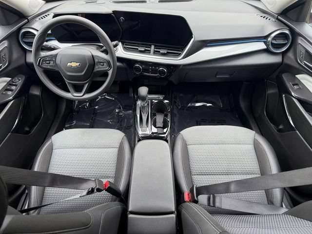 Certified 2025 Chevrolet Trax LT FWD image 25