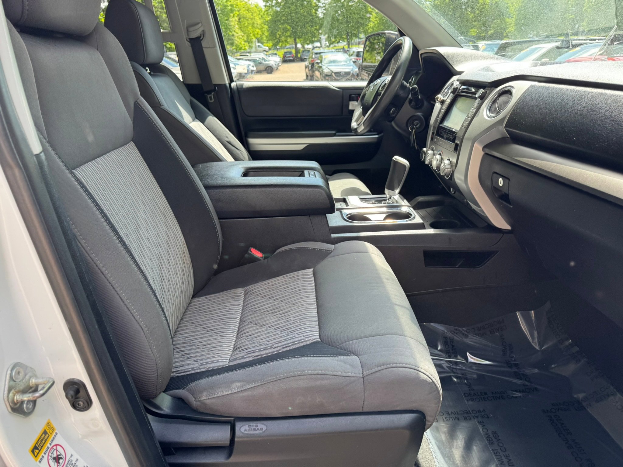 Used 2015 Toyota Tundra SR5 w/ TRD Off Road Package AWD/4WD image 11