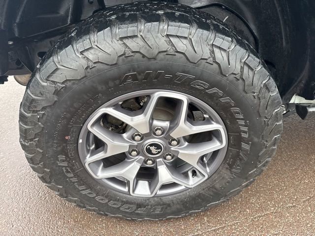 Used 2023 Ford Bronco Badlands image 38