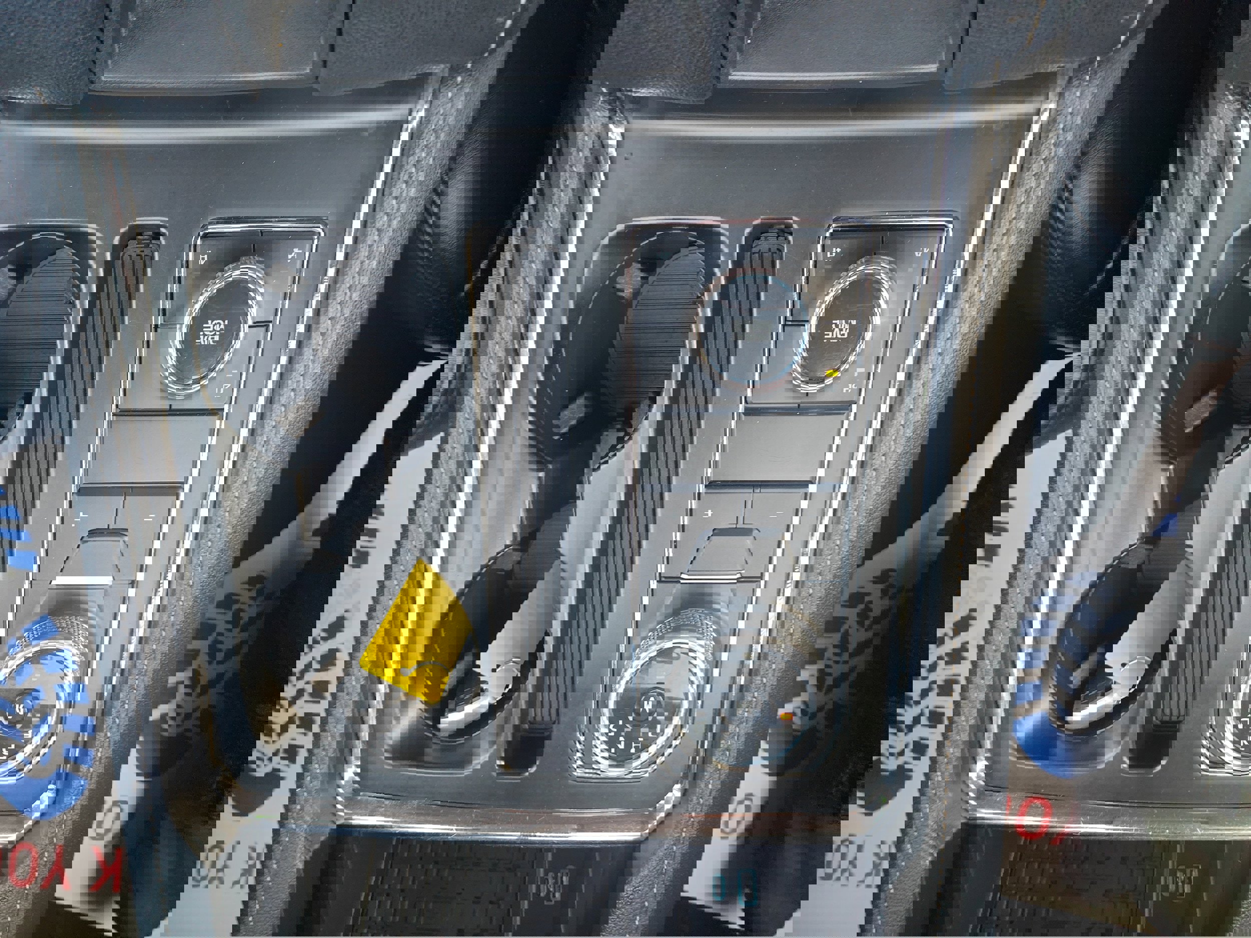 Used 2024 Ford Expedition Max XLT image 17