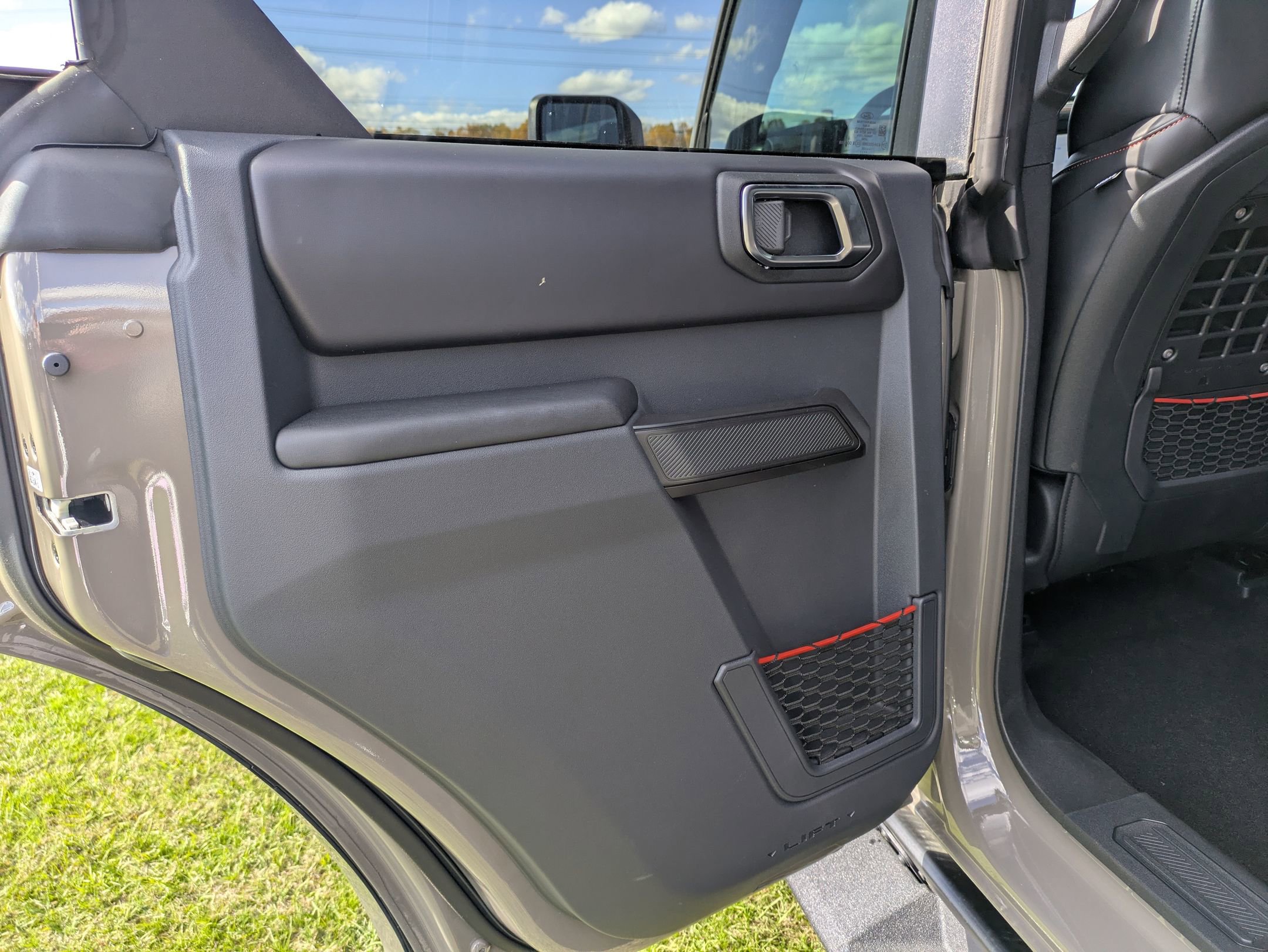 New 2025 Ford Bronco Raptor w/ Interior Carbon Fiber Pack AWD/4WD image 27