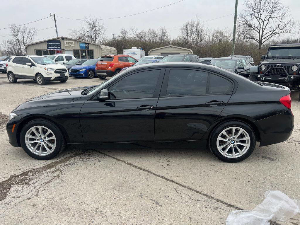 Used 2017 BMW 320i xDrive 320i xDrive AWD 4dr Sedan image 6