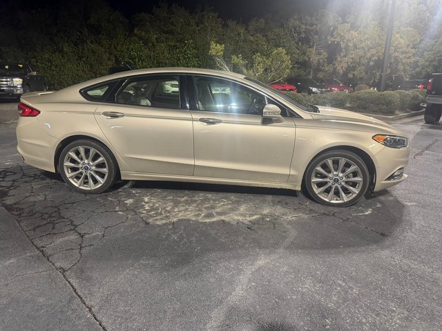 Used 2017 Ford Fusion Platinum image 9