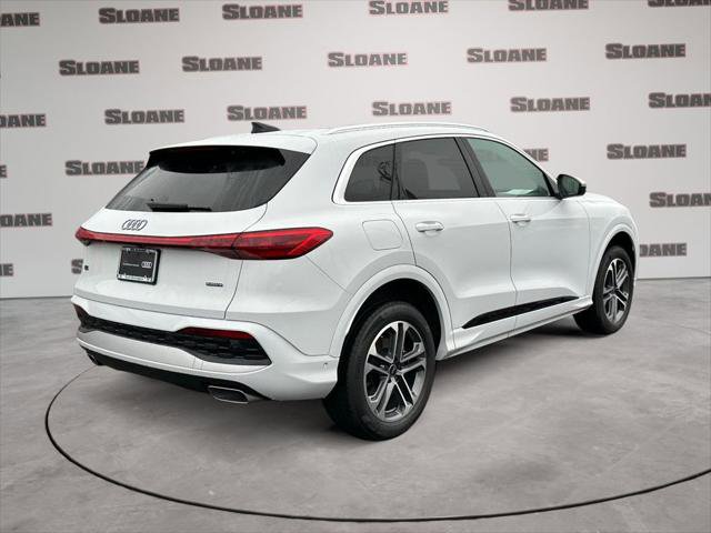 Certified 2025 Audi Q5 Premium Plus w/ Premium Plus image 5