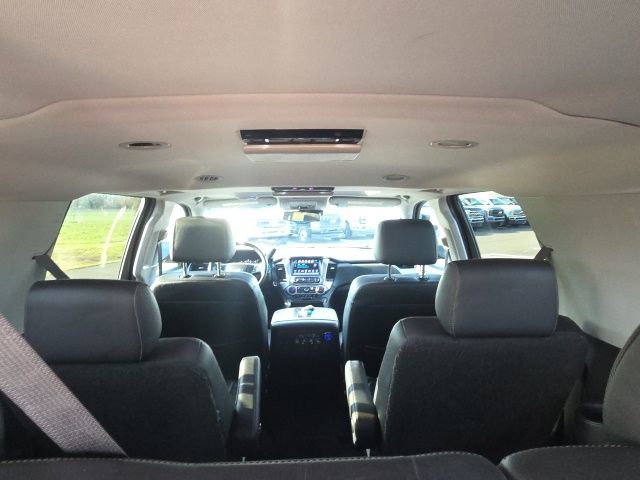 Used 2018 Chevrolet Suburban Premier image 14