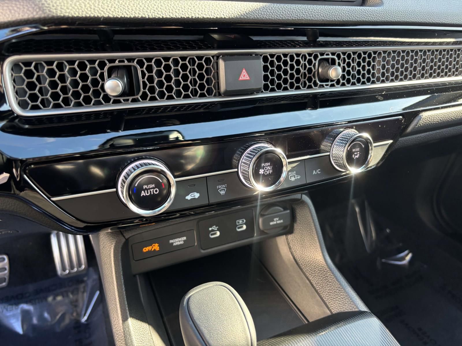 Used 2025 Honda Civic Sport image 24