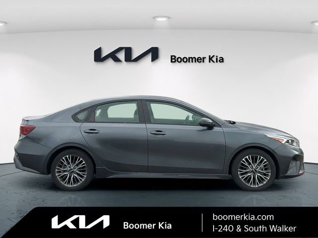 Certified 2024 Kia Forte GT-Line image 4